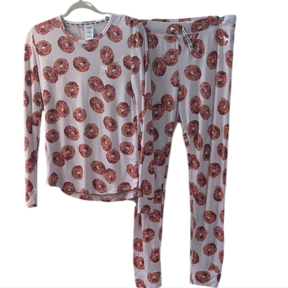 Pink, Victoria's Secret, Light Pink, Lightweight Sprinkle Donut Pajama Set. LG